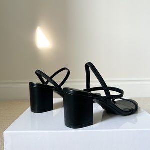 Black Modern Summer Strappy Open Toe Sandal Size 8